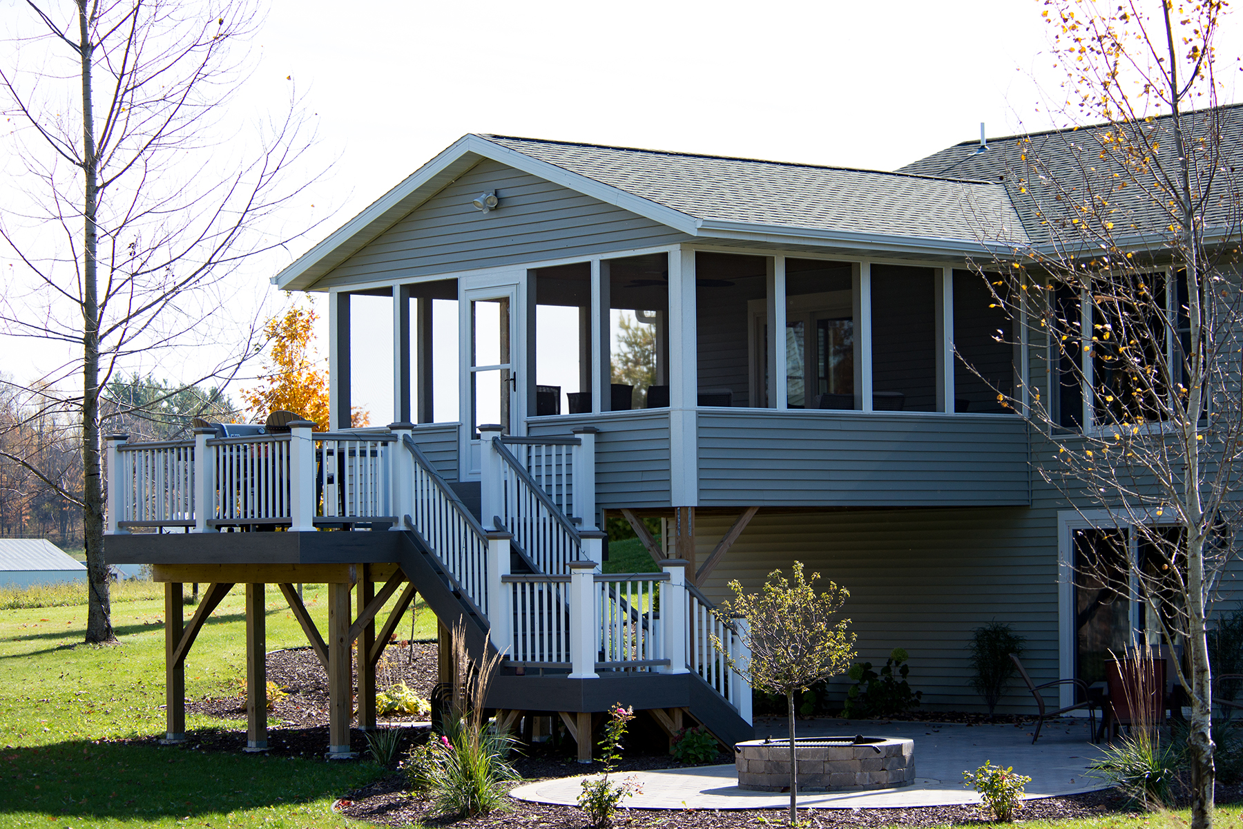 Deck & Patio Builders